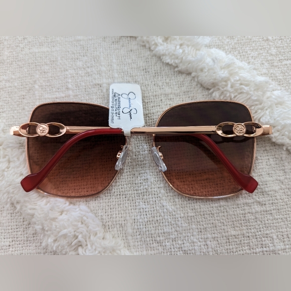 Jessica Simpson Sunglasses - Picture 3 of 6